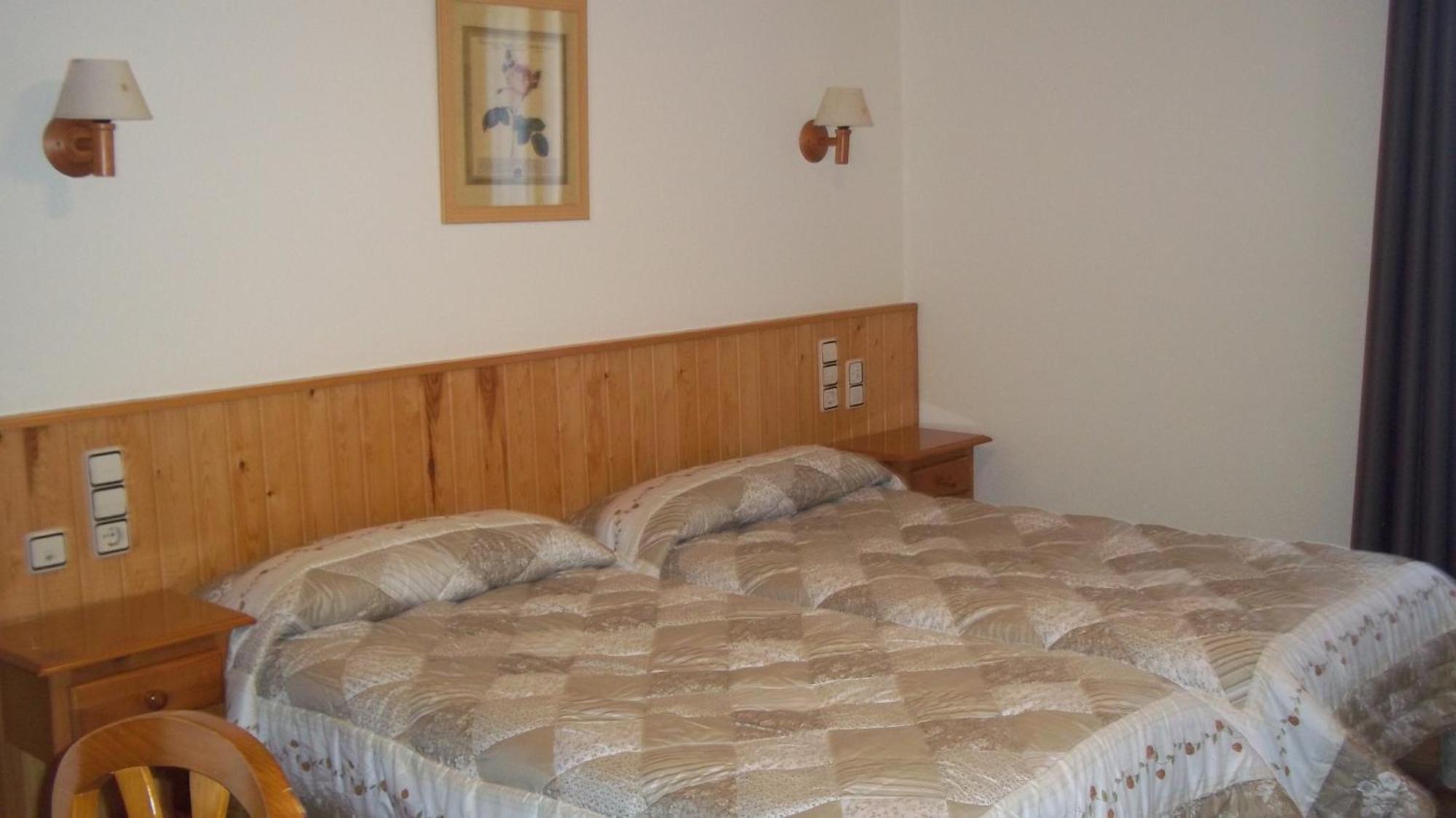 Hostal Pernalle Ериявал Екстериор снимка