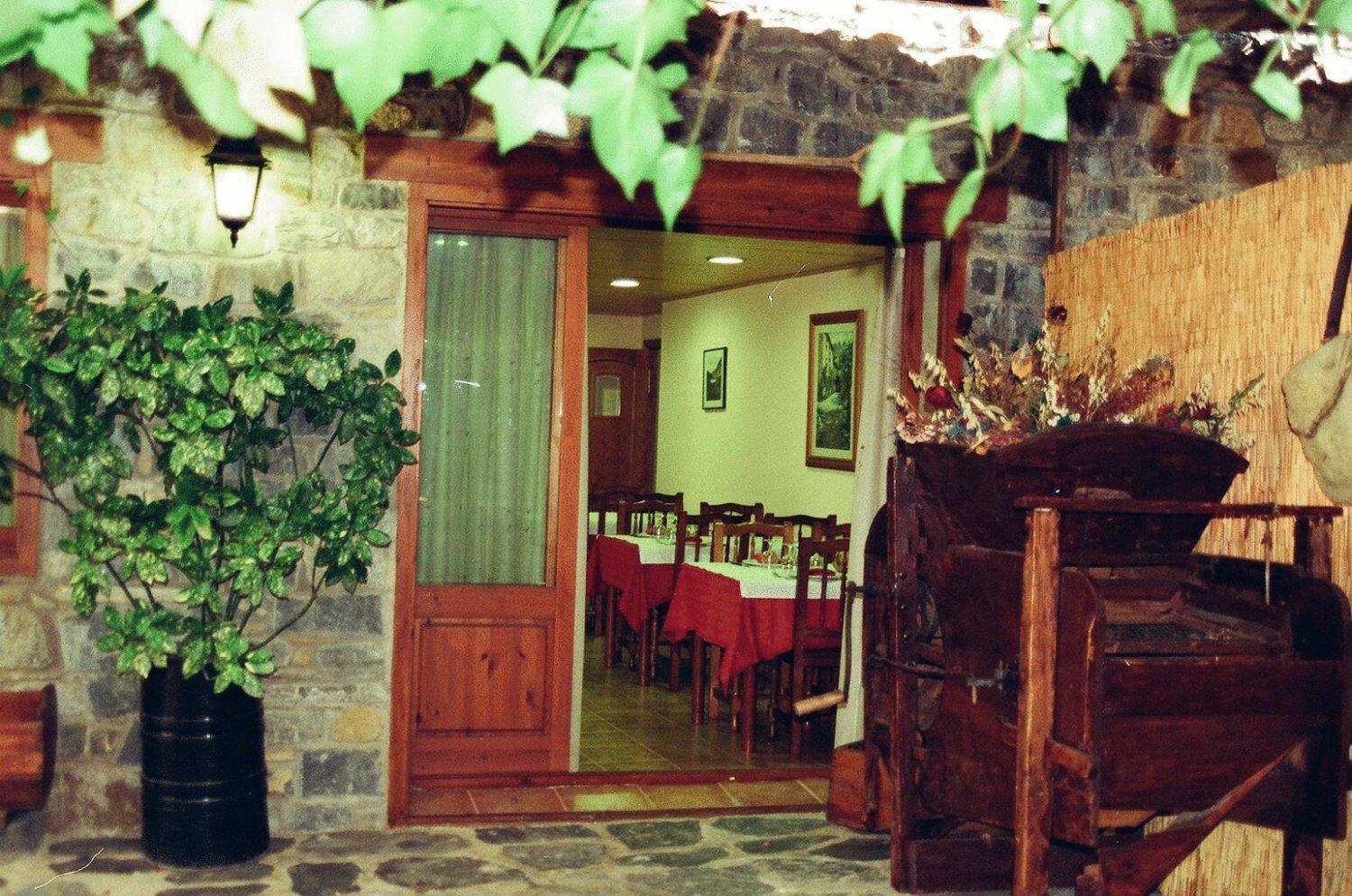 Hostal Pernalle Ериявал Екстериор снимка