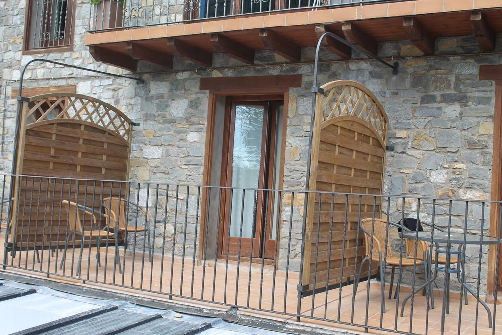 Hostal Pernalle Ериявал Екстериор снимка
